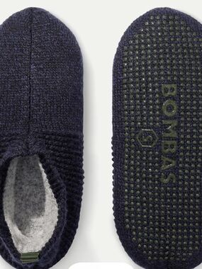 Bombas Navy men’s large (10-12.5) gripper slippers